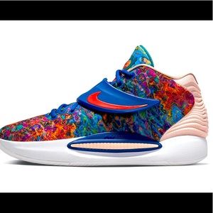 T-shirt & Sneaker by DJINK LTD.